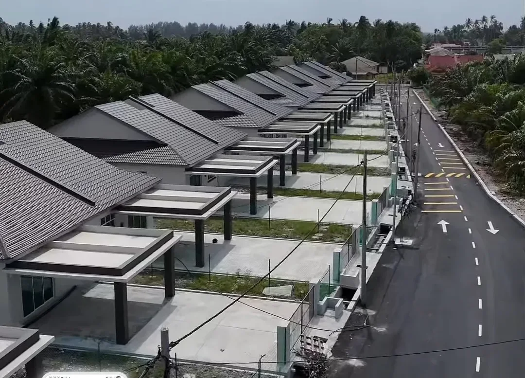 Rumah Berkembar, Tanjung Pahang, Mukim Endau, Rompin.