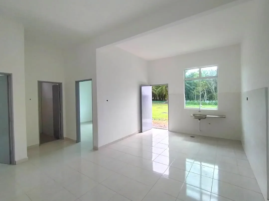 Rumah Berkembar, Tanjung Pahang, Mukim Endau, Rompin.