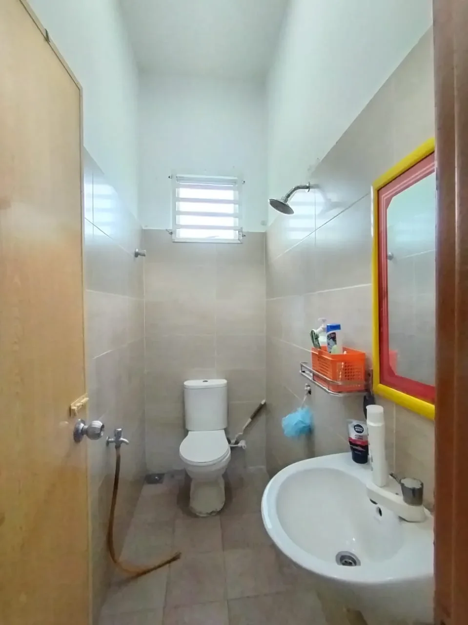 Corner Lot Rumah Berkembar, Taman Rendang Aman