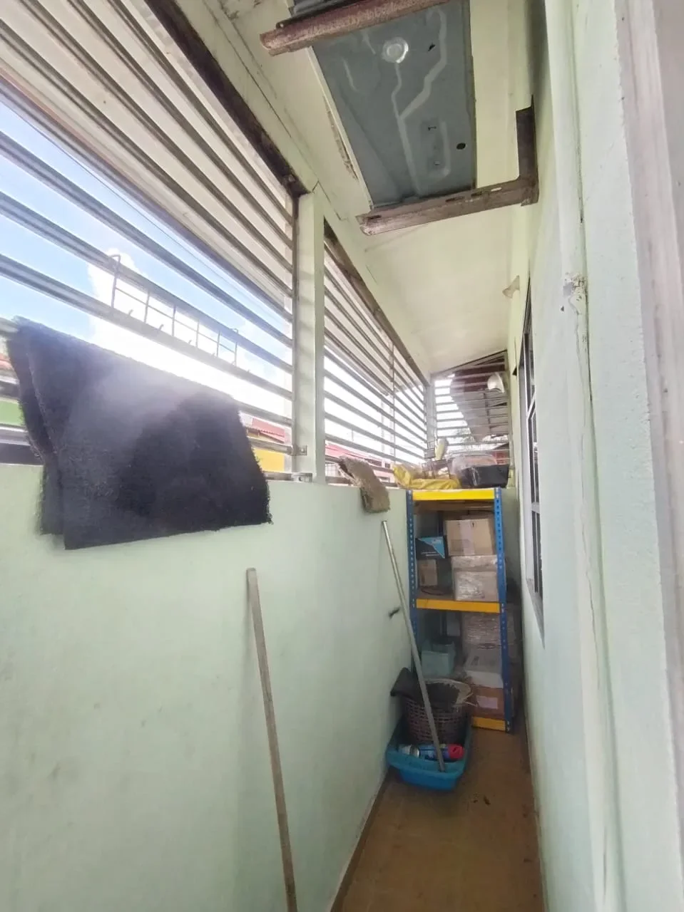 Rumah Teres Setingkat Taman Ketapang Mawar.