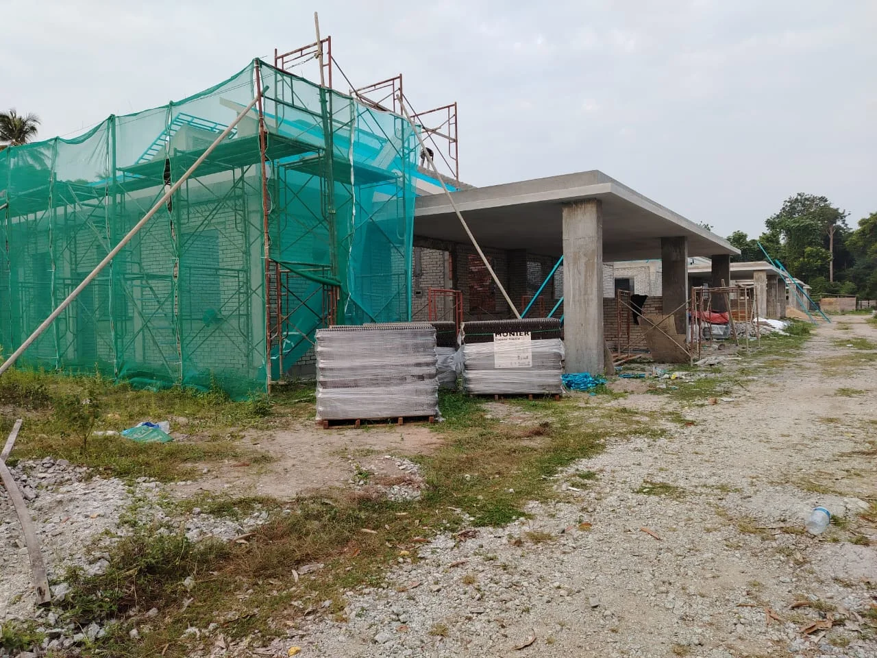 Rumah Berkembar Kluster Setingkat, Taman Maulana Makmur