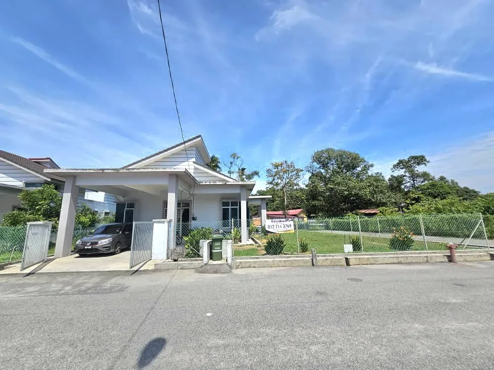 Corner Lot Banglo Setingkat Taman Pulau Jawa Indah