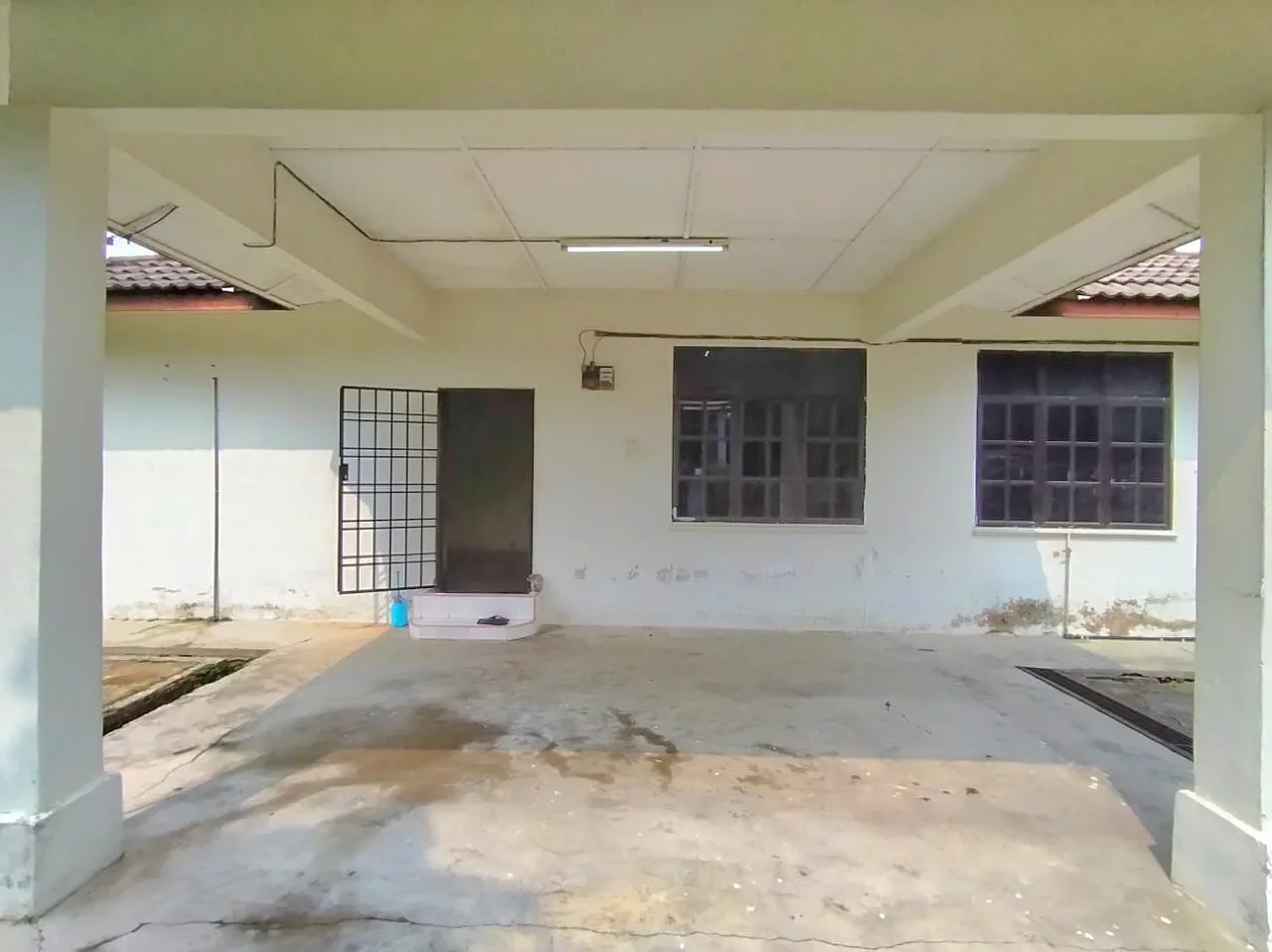 Banglo Taman Perdana, Peramu Pekan.