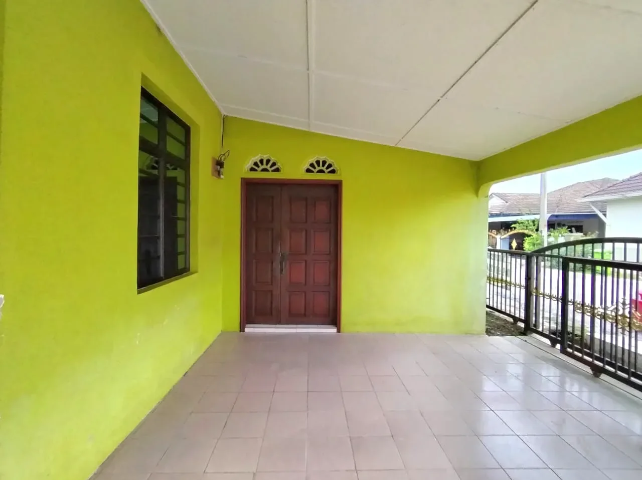 Rumah Berkembar  Taman Jambu, Pekan.