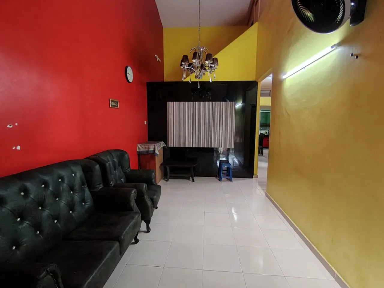 Teres 1 Tingkat Suku, Kempadang Aman