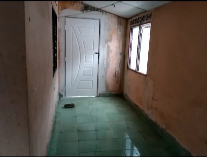 Rumah Berkembar Setingkat Taman Sepekan Jaya