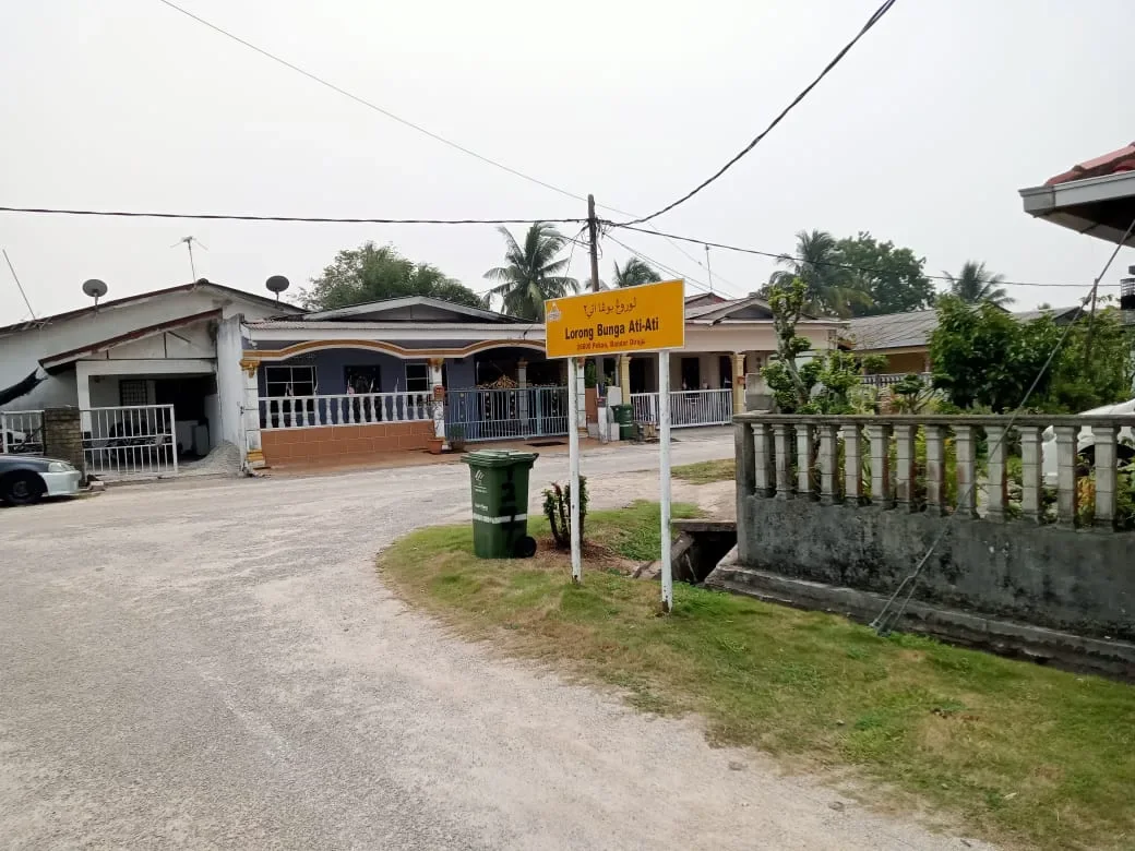 Rumah Berkembar Setingkat Taman Sepekan Jaya