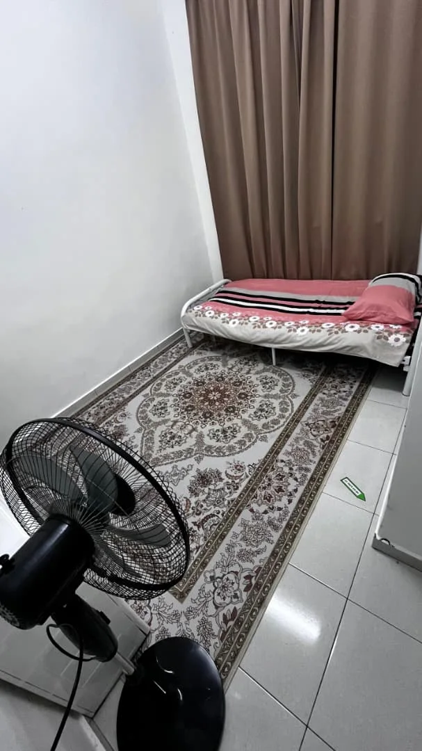 Rumah Teres 1 1/2 Tingkat, Taman Ketapang Maju