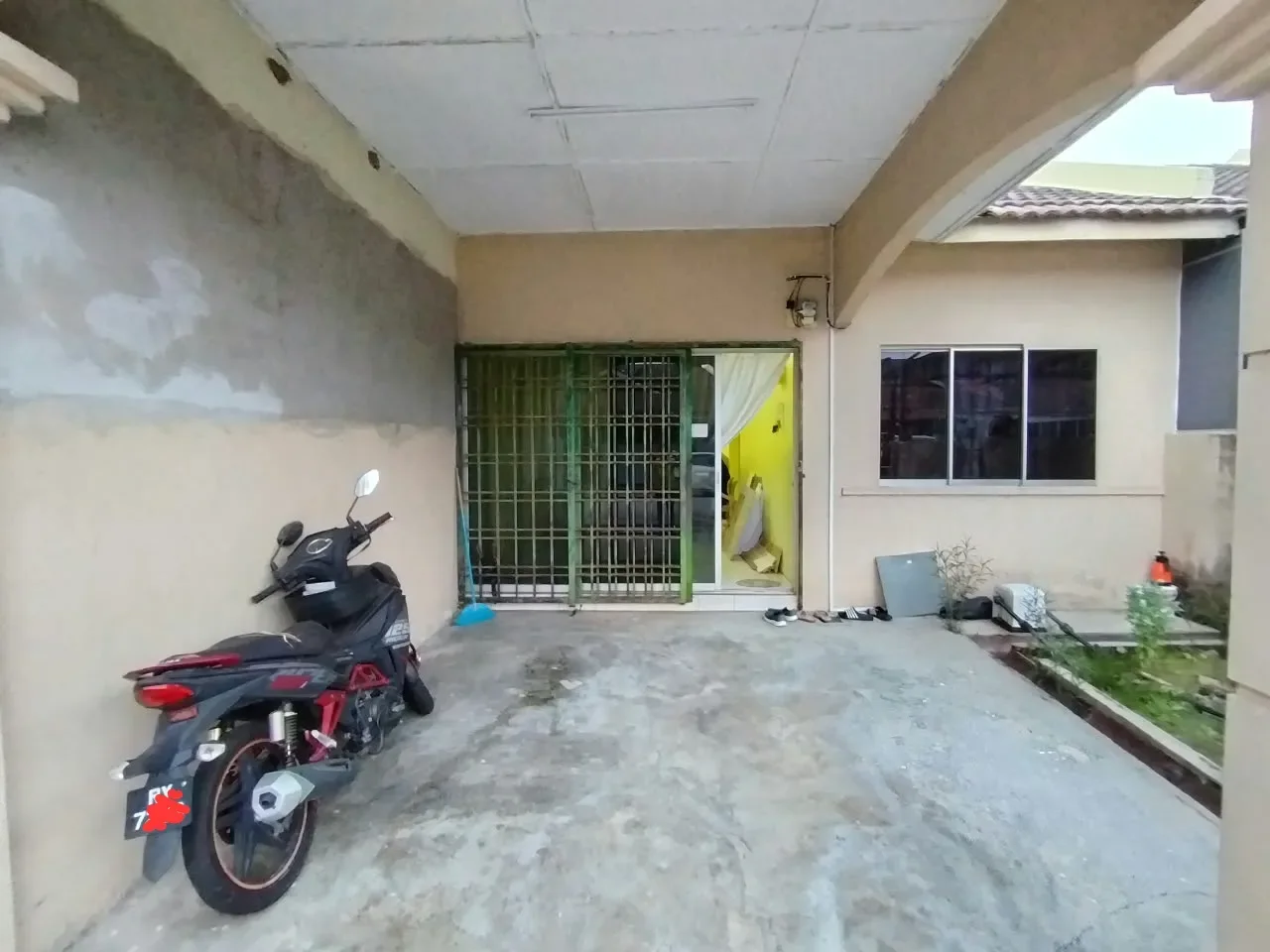 Teres Setingkat Taman Harmoni, Jalan Harmoni.