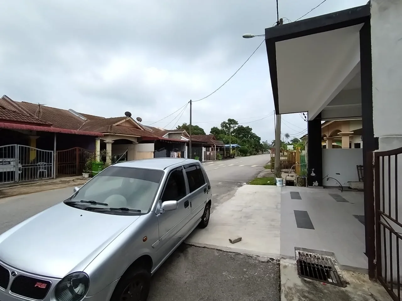 Teres Setingkat Taman Harmoni, Jalan Harmoni.