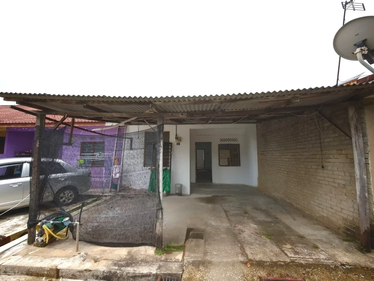 Teres Setingkat Kos Rendah, Taman Tanjung Agas Rosa, Pekan.